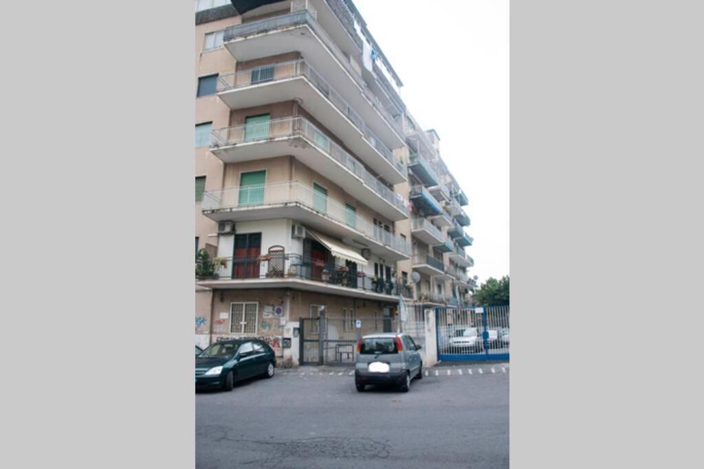 Casa Vacanza Zina Катания Экстерьер фото